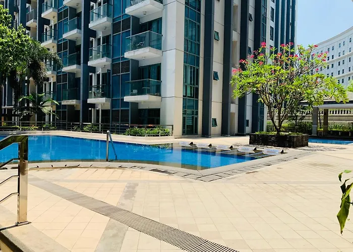 One Palm Tree Villas Condominium - Studio Room With Balcony - Across Terminal 3