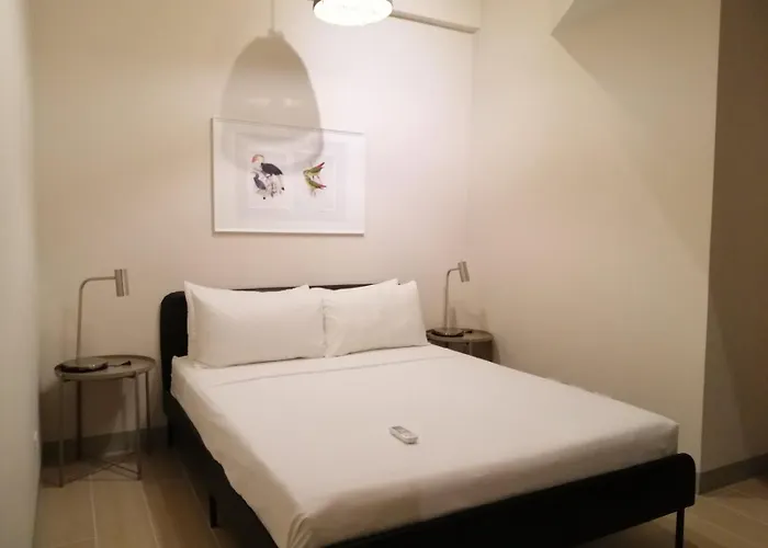 Uptown Parksuites Apartments Tower 2 Bgc By Ph Staycation