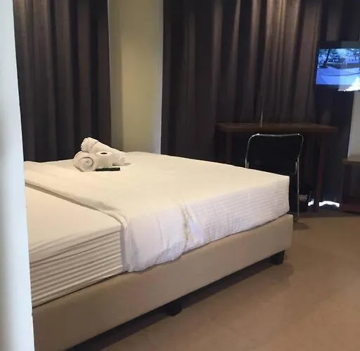 Spacious Studio Apartment B203