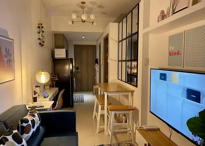 1Br Suite Near Megamall, Boni & Shaw Mrt Station
