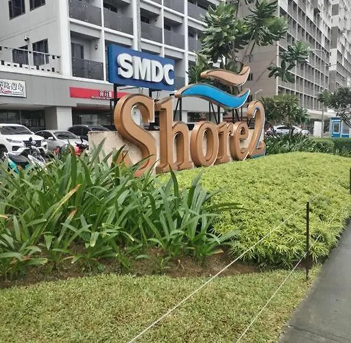 Reyes Staycation Shore 2 Tower 2 Smdc Residences
