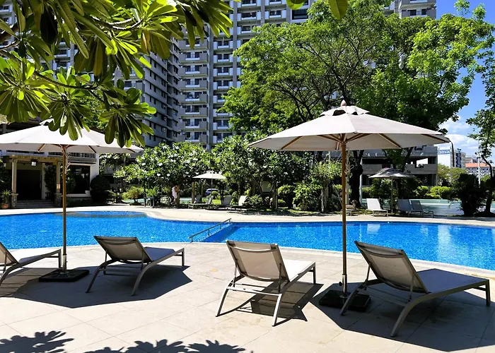 Stunning 2Br Apt, 65 Sq M Netflix At Rosewood Pointe Residences Near Bgc