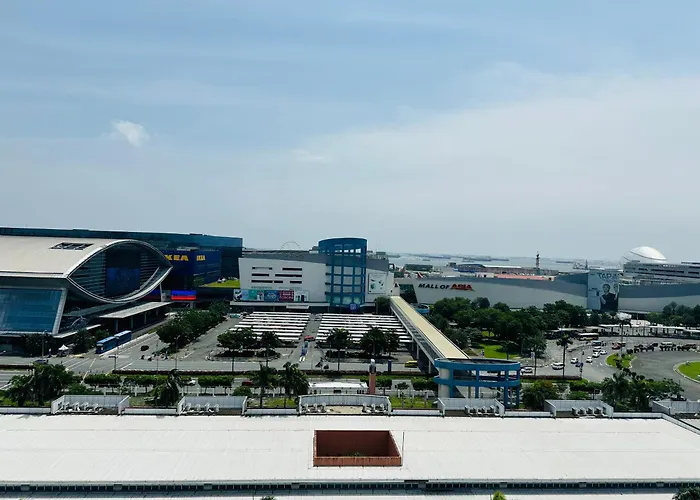 Sea Residences Moa Complex - Ruffa\'S Condotel