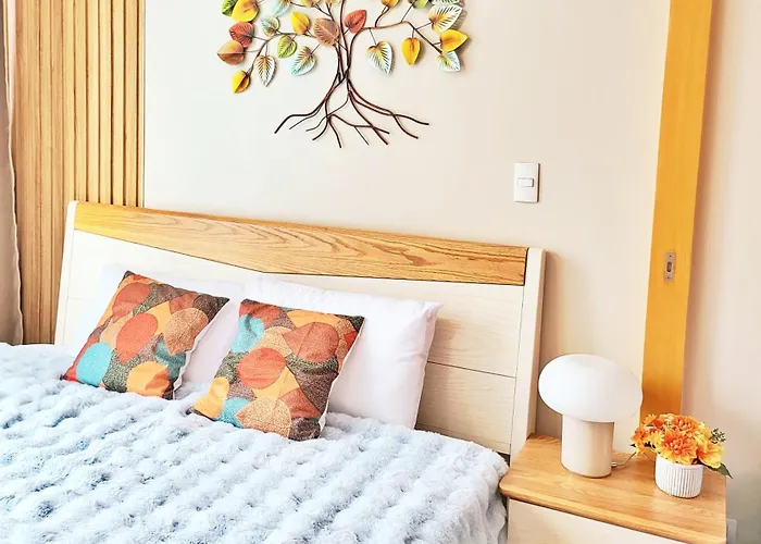 Bgc One Uptown Residence King Bed 3 Min Walk To Malls And Restaurants