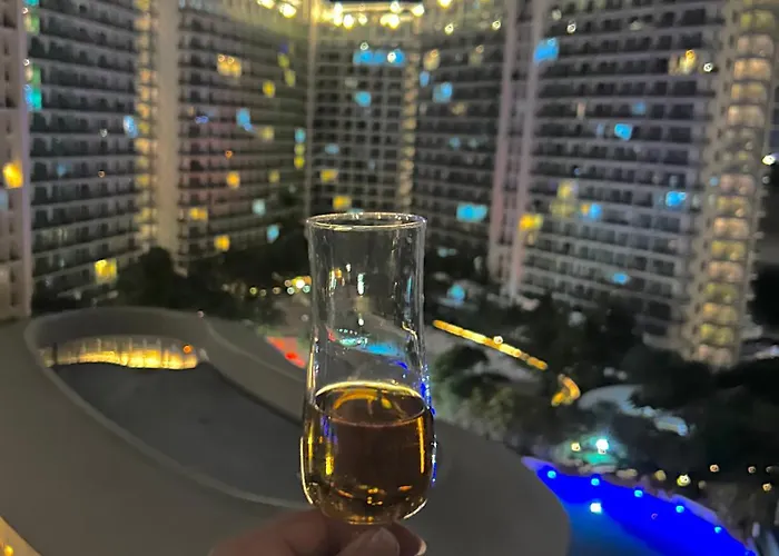 M&M Azure Staycation Paranaque