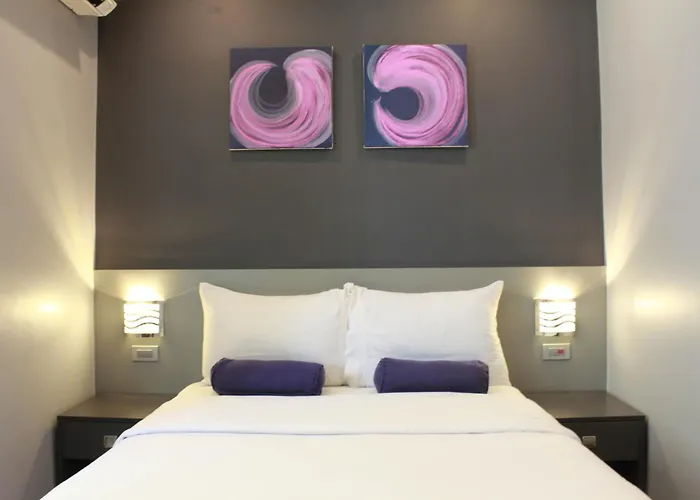 Leez Inn Malate