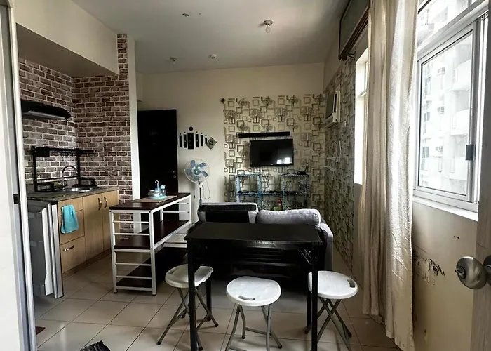 1Br-Corner Unit At Laureano Di Trevi Makati