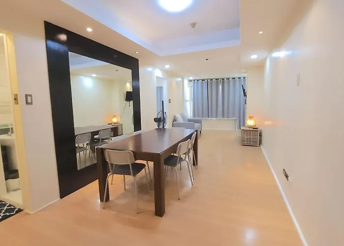 Alpha Grandview Malate Condo 2004