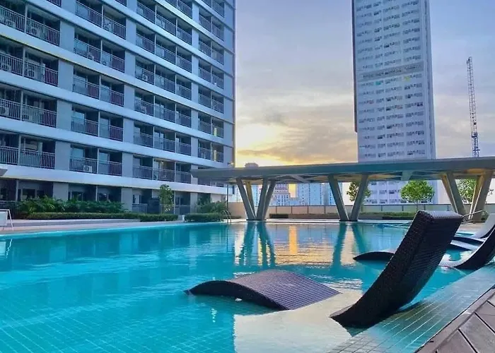 Fame Residence Staycation