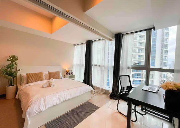 Exclusive Bgc Condo At Uptown Area #Upt136D