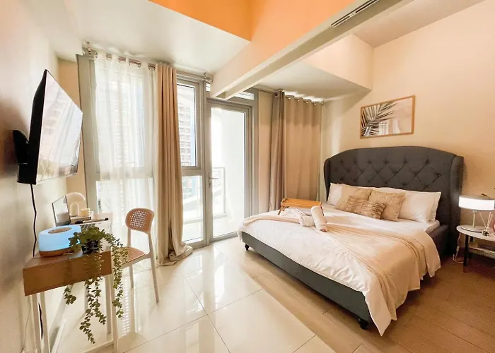 Luxury Bgc Condo Near Uptown,Grand Hyatt #Upt219K