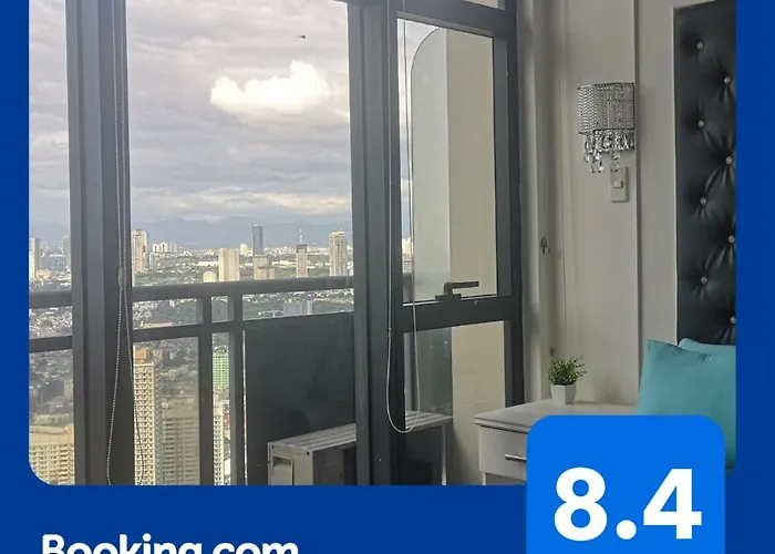 Penthouse At Poblacion - 200Mbs Net - 50In Tv - Awesome View