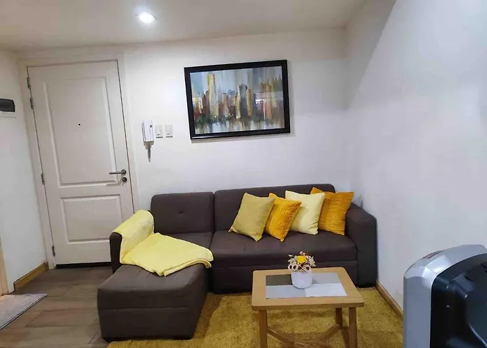 Cozy Fully Furnished 2 Bedroom Unit