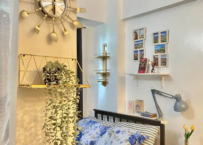Jl Suite Staycation Near Venice Grand Canal Mall