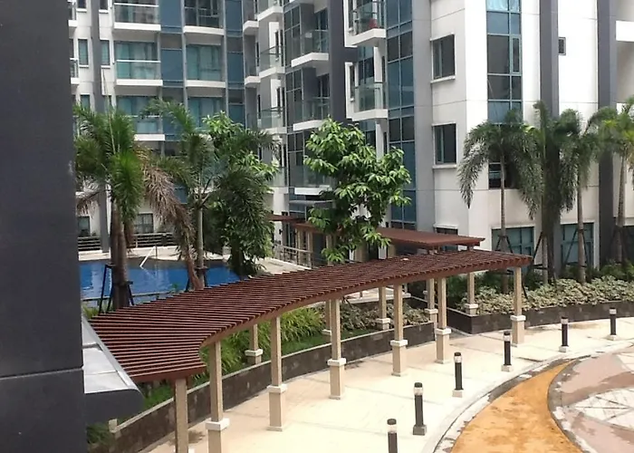 Palm Tree Genlex Condo