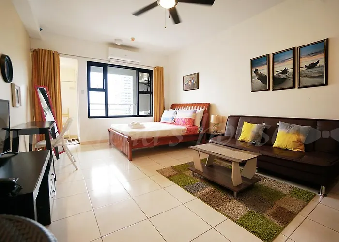 Serena\'S House Malate Manila