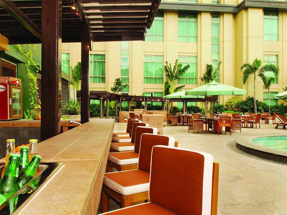 Hotel New Coast Manila