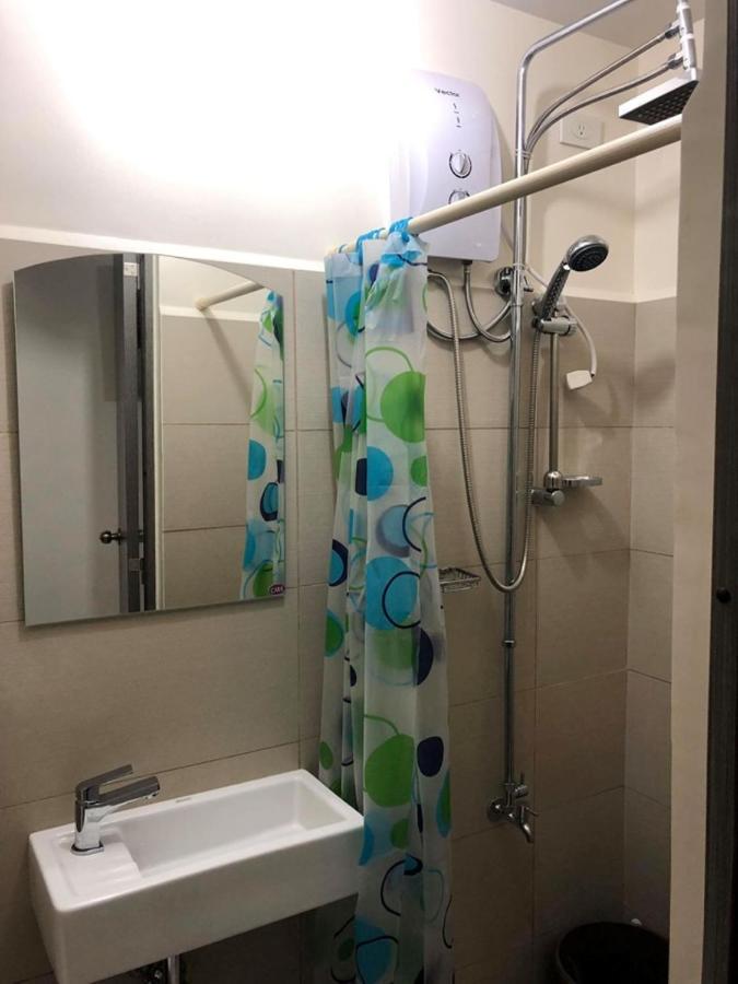 Apartment Staycation Studio At Green Residences *