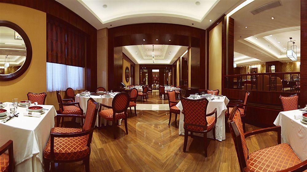 New Coast Hotel 5*