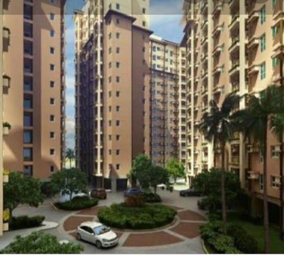 Apartment The Rochester Manila
