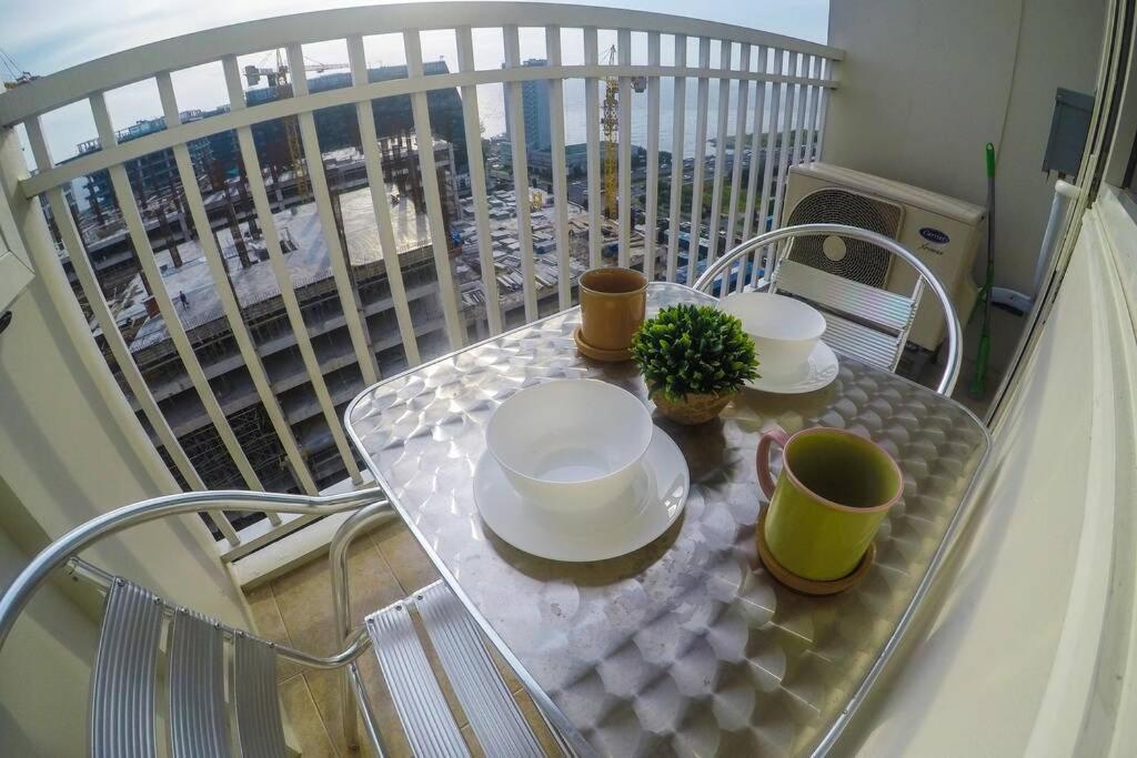 Shore Residences Tower C, #74 * Manila