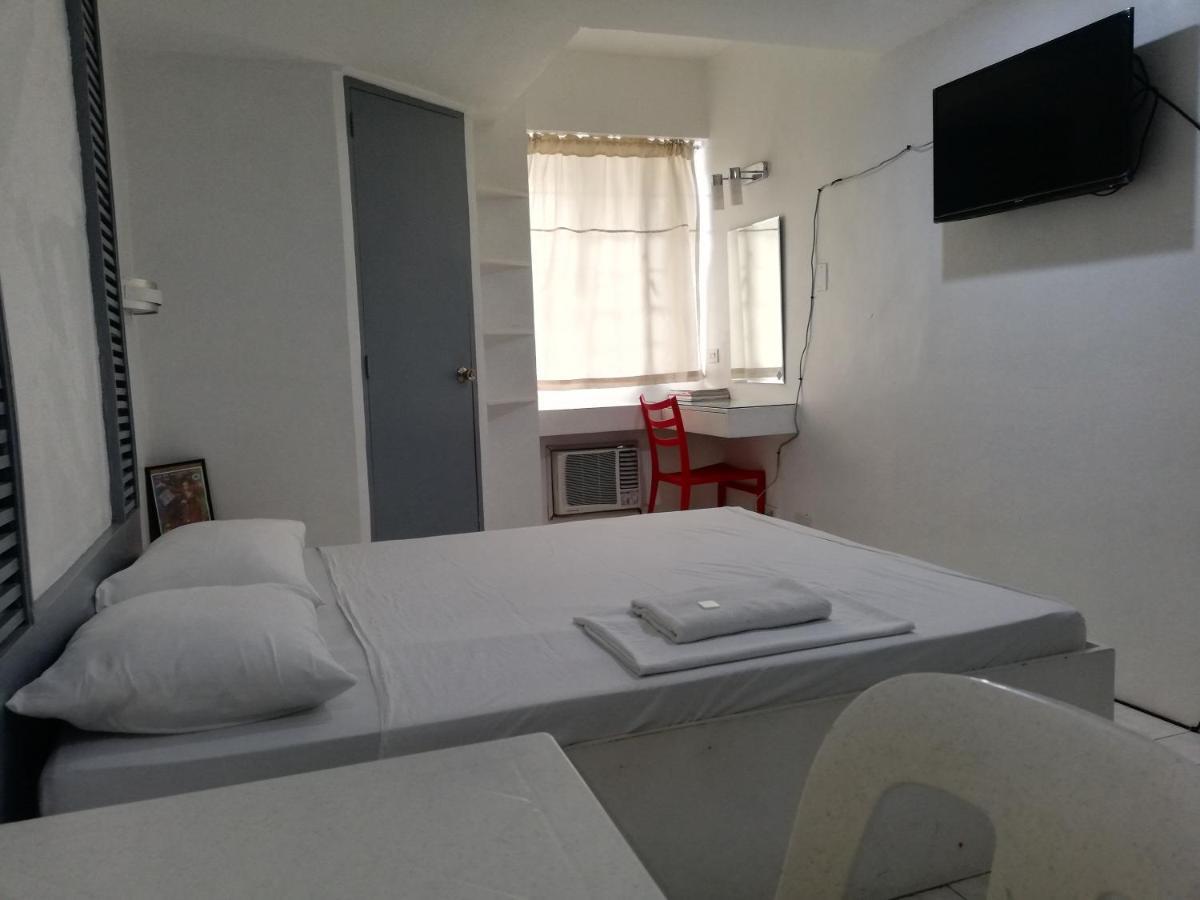 Frank Lloyd Apartelle Manila