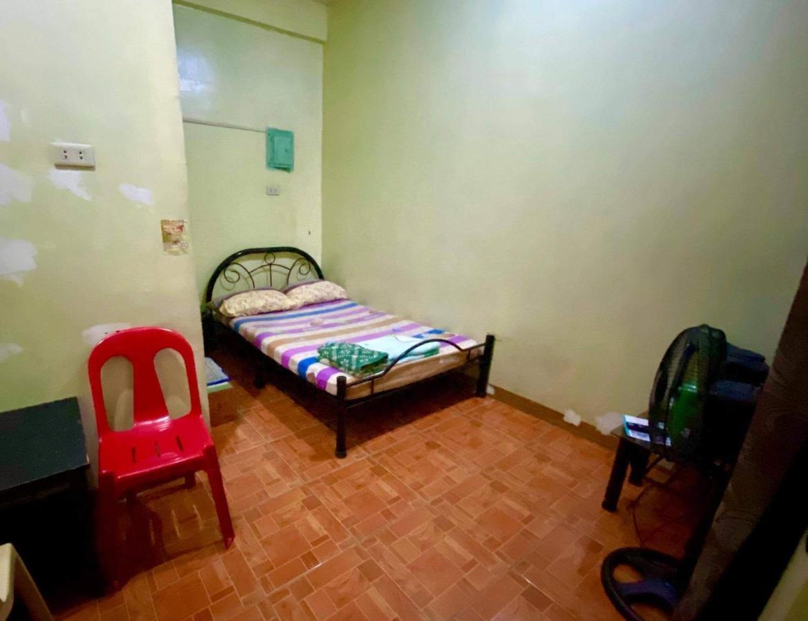 Apartment Belen Favila Transient Near Airport Terminal 3 Manila