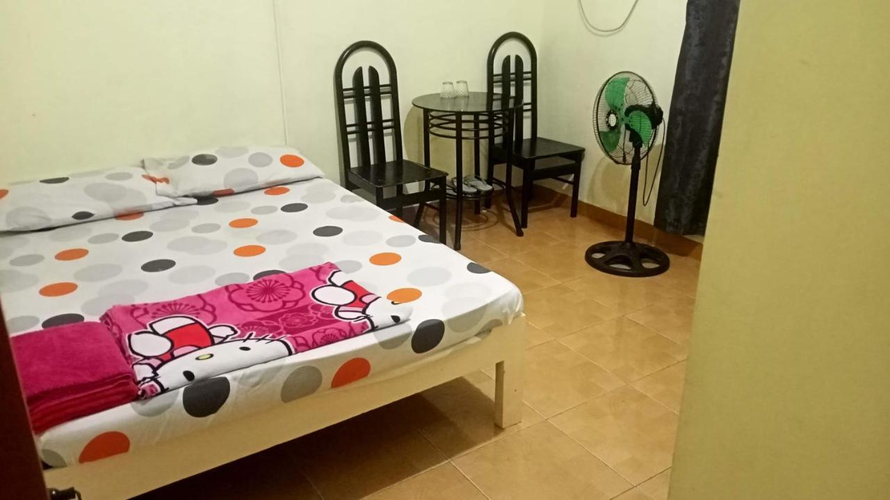 Apartment Belen Favila Transient Near Airport Terminal 3 *