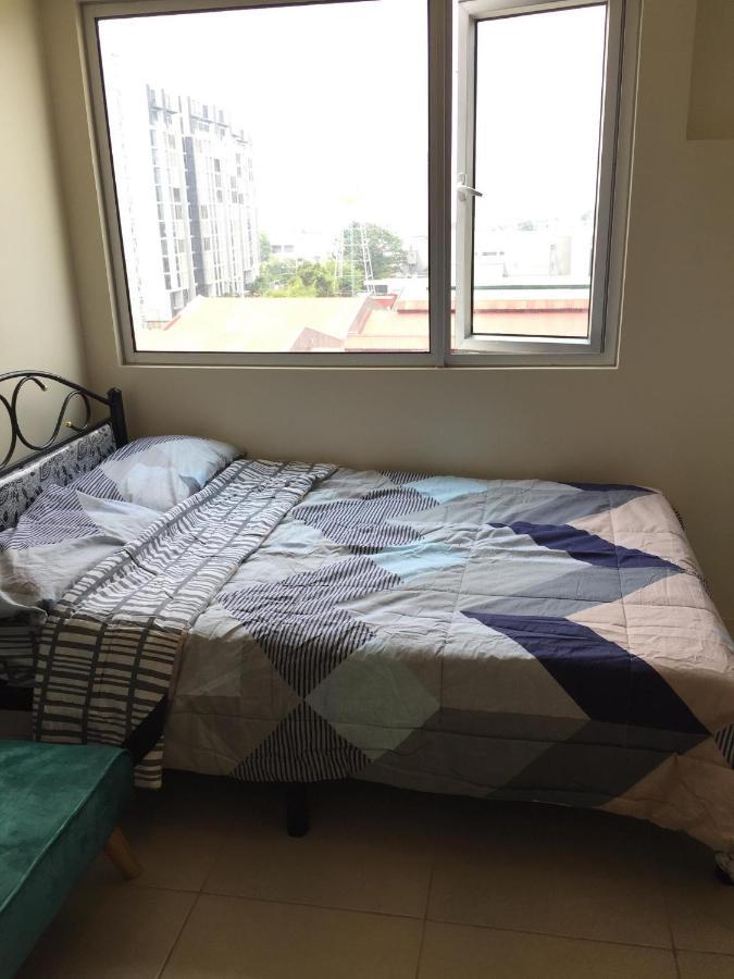 Aparthotel Studio Unit At Arca South Taguig City Manila
