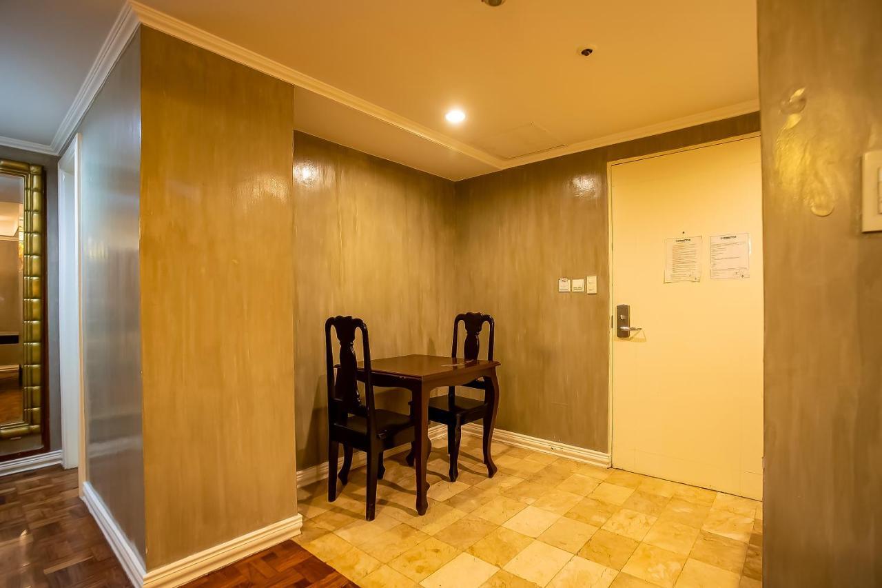 Hotel Oyo 821 Connector Makati City