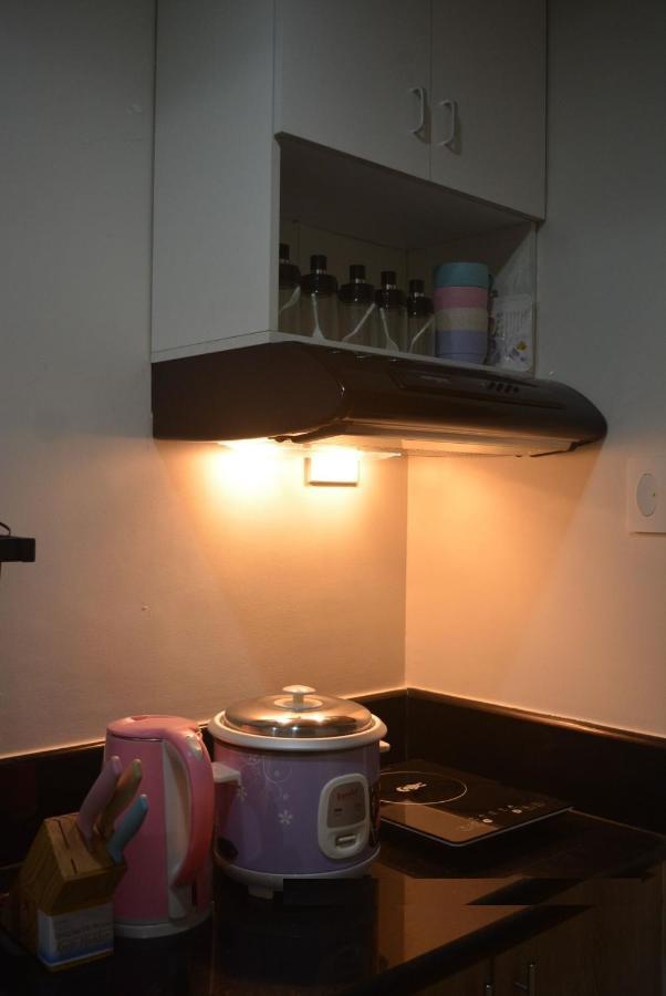 Paranaque Sm-sucat Field Res. Bldg 5, 2/f, 2br With Balcony * Manila