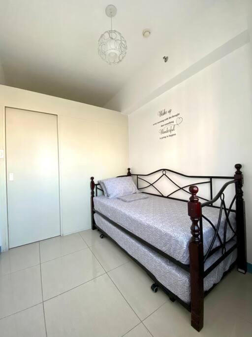 Cozy Space At 1206 South Residences Sm Southmall