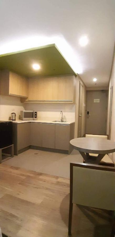 Studio Unit At Antel Serenity Suites Makati * Manila