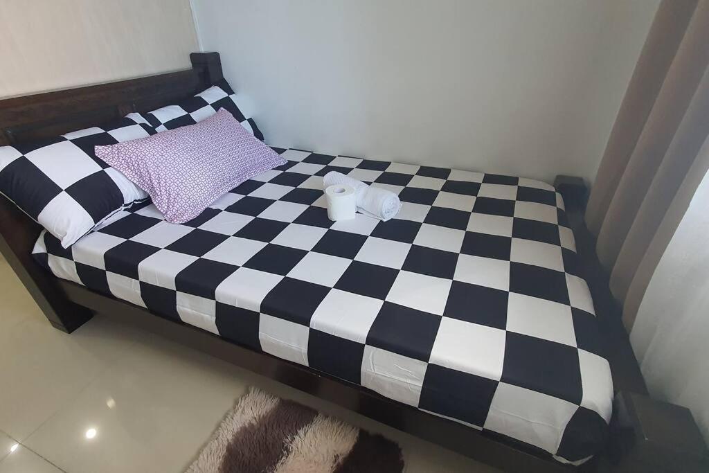Ezbeds Near Mall Of Manila