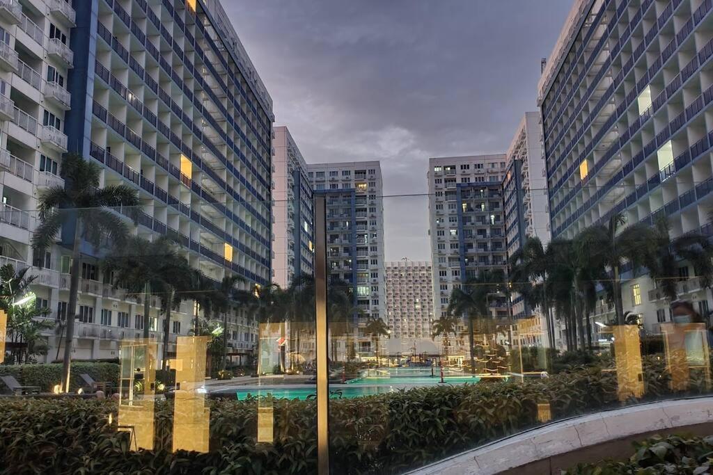 Ezbeds Near Mall Of Apartment