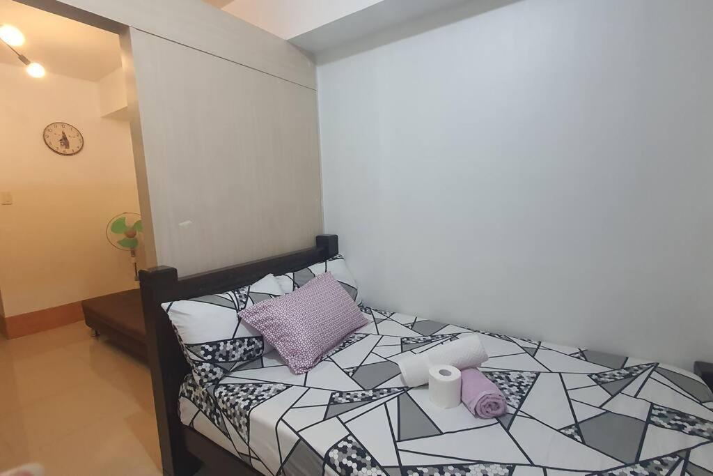 Ezbeds Near Mall Of Apartment