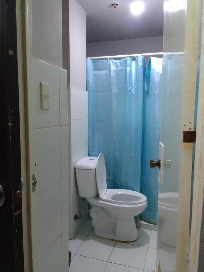Apartamento Emmanuel's Service Near The Airport Manila