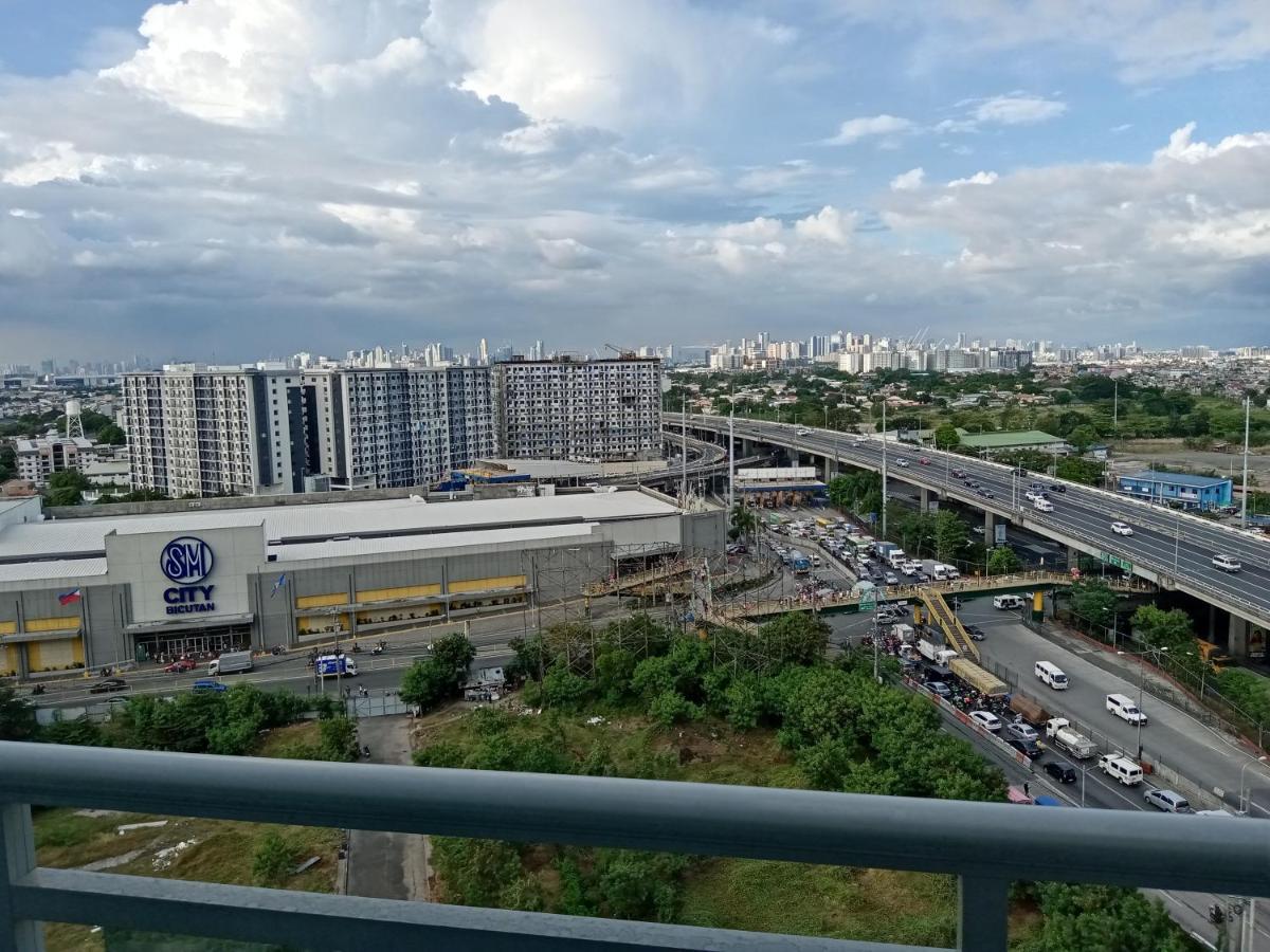 Azure Urban - Near Pasay, Makati, Alabang Aparthotel