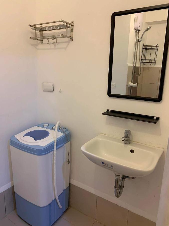 Apartment Taguig Grace Residences With Small Balcony