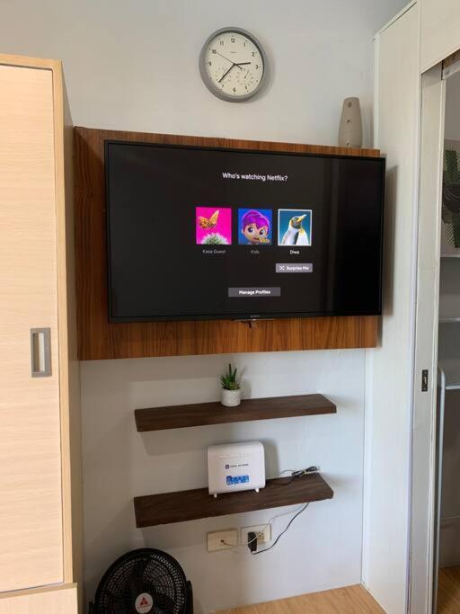 Apartment Minimalist 1 Bedroom In Alabang Near Molito And Atc With Wifi & Netflix M *