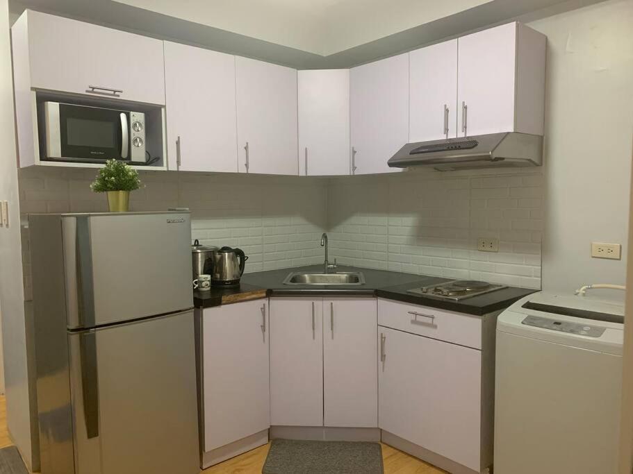 Minimalist 1 Bedroom In Alabang Near Molito And Atc With Wifi & Netflix M