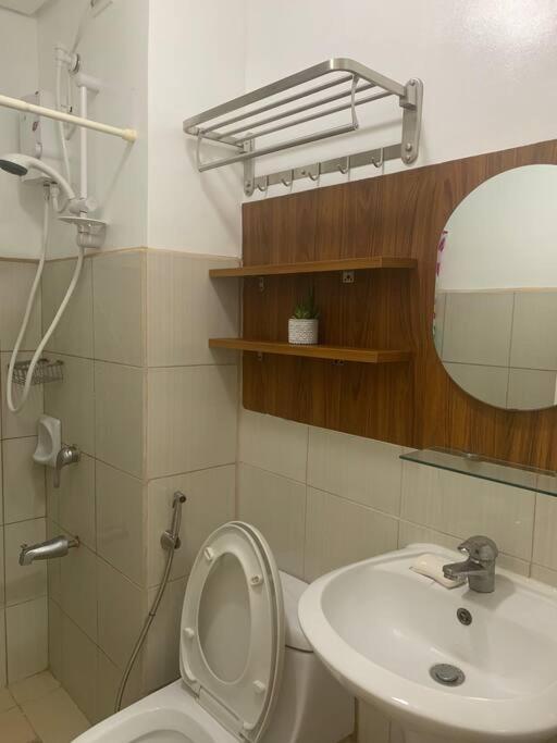 Minimalist 1 Bedroom In Alabang Near Molito And Atc With Wifi & Netflix M Apartment