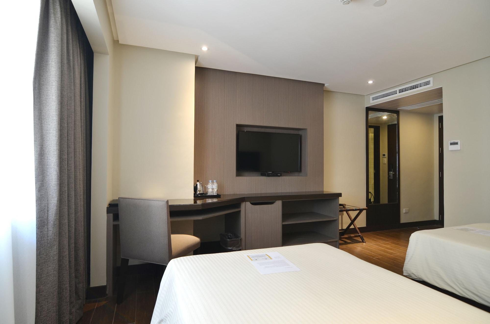 Pearl Garden Hotel Manila