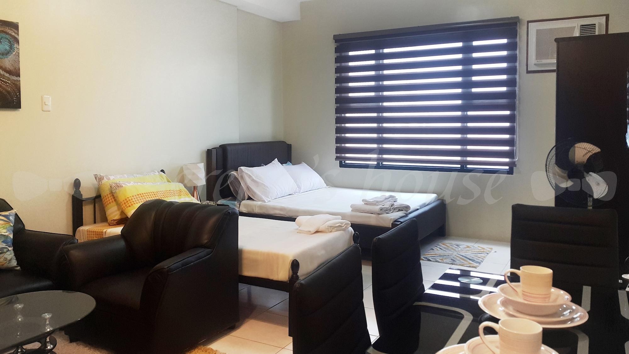 Serena's House Malate Apartment Manila