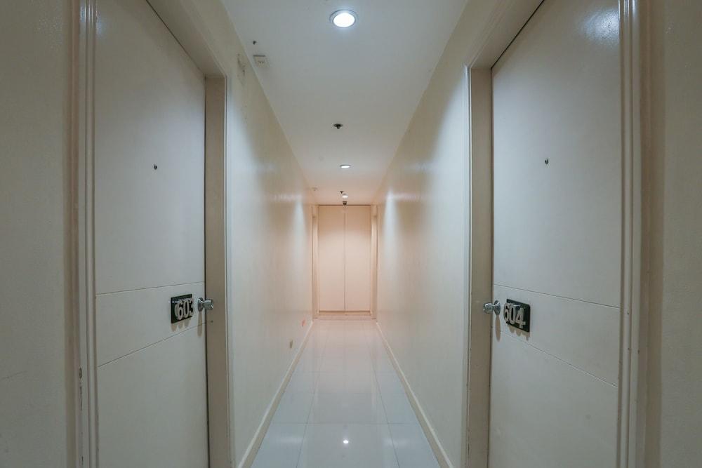 Paragon Tower Hotel Manila