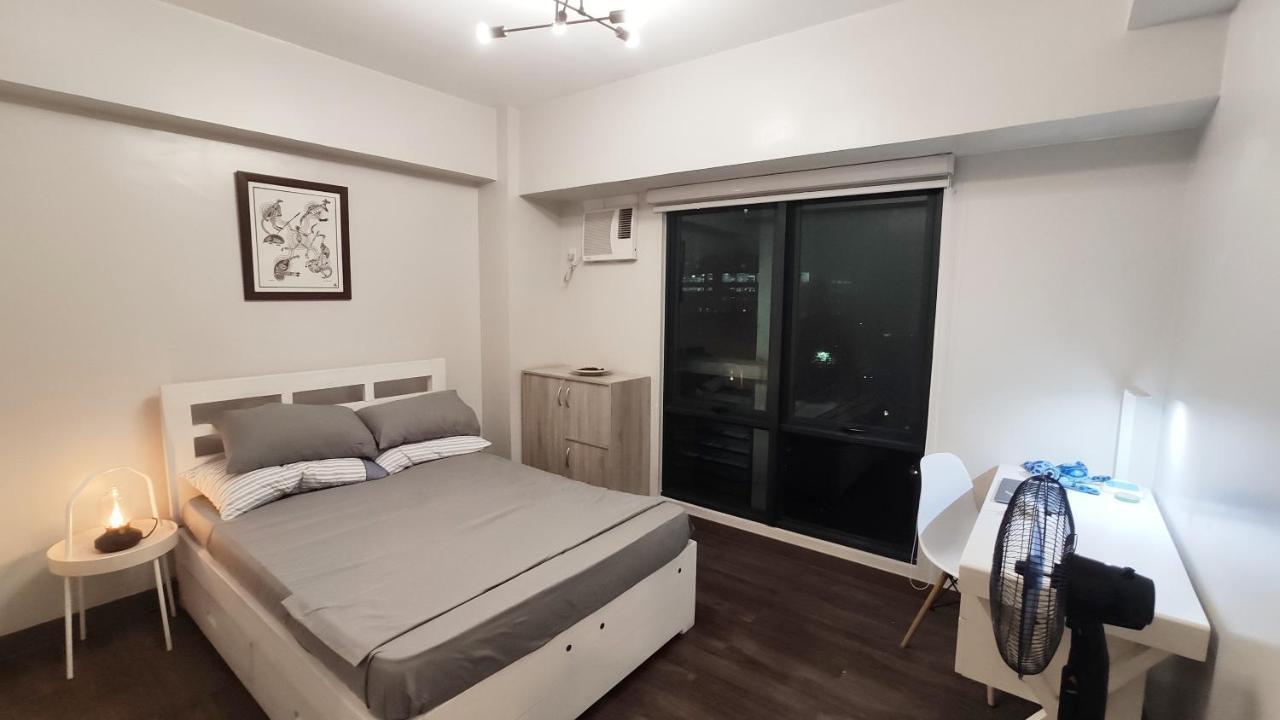 Living Unit In Metro Manila