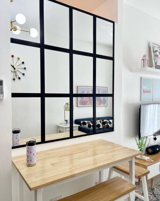 Apartment 1br Near Megamall, Boni & Shaw Mrt Station *
