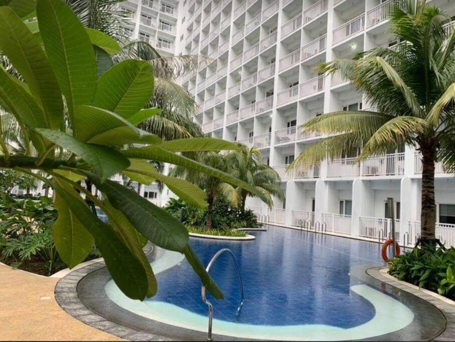 Irpm Shore#sweden32 2br Tower A Direct Pool Access * Manila