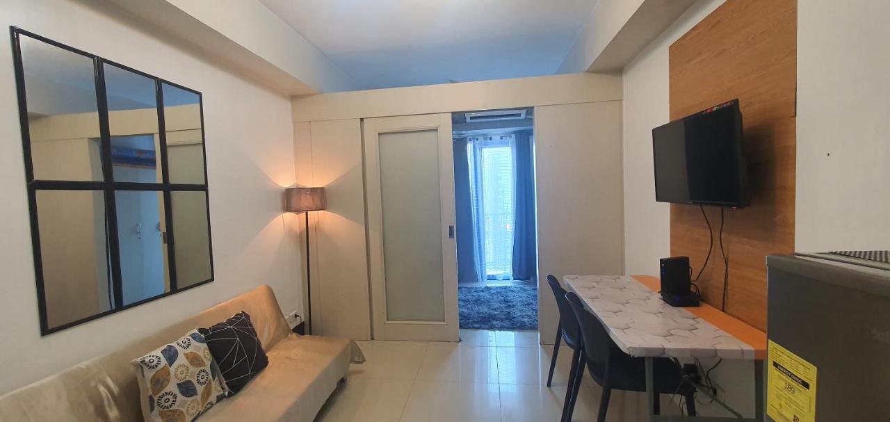 Ezbeds Near Mall Of Apartment