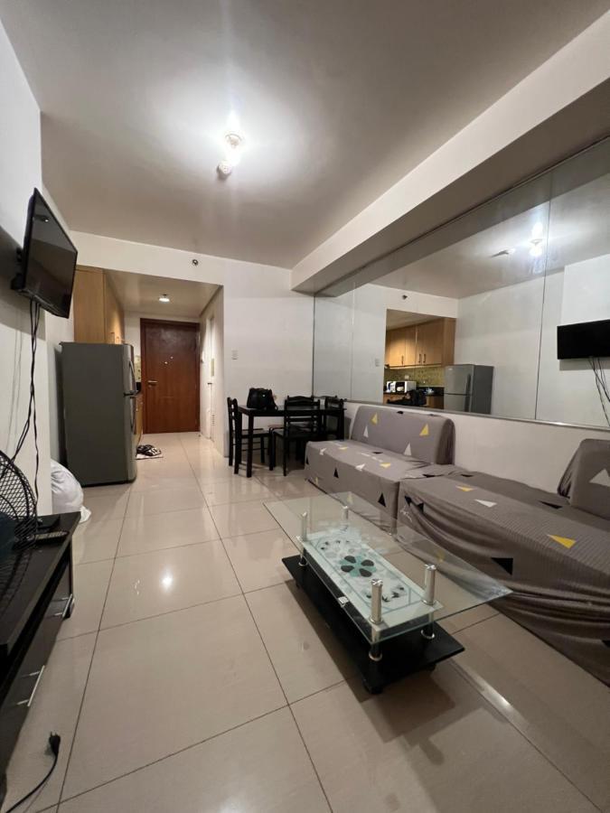 Shell Residences Mall Of Asia